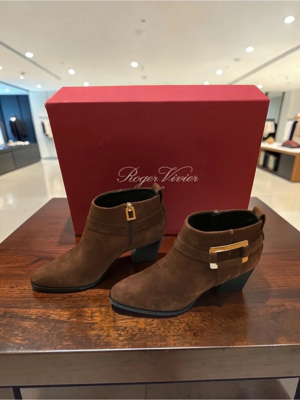 ROGER VIVIER Authentic Gold Buckle Brown Suede Ankle Booties Size 6.5